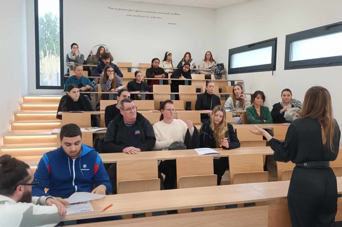 474075432_635278278989566_6779900024154132413_n Journées Portes Ouvertes 2025 à FDM Business School